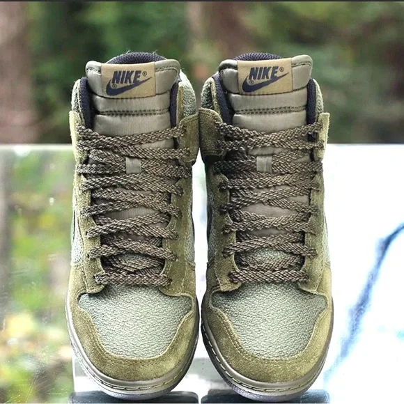 Nike Wedge Sneakers - Picture 5 of 8